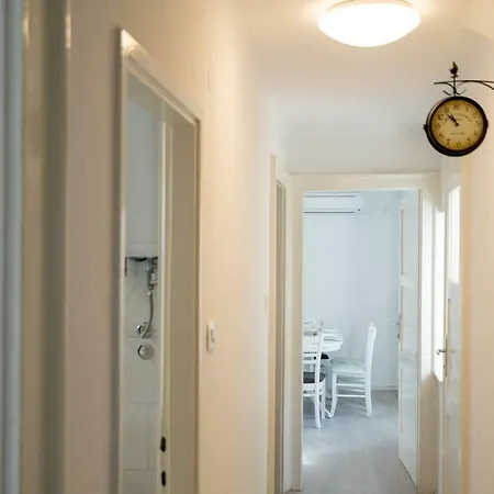 Apartman Boki Apartment
